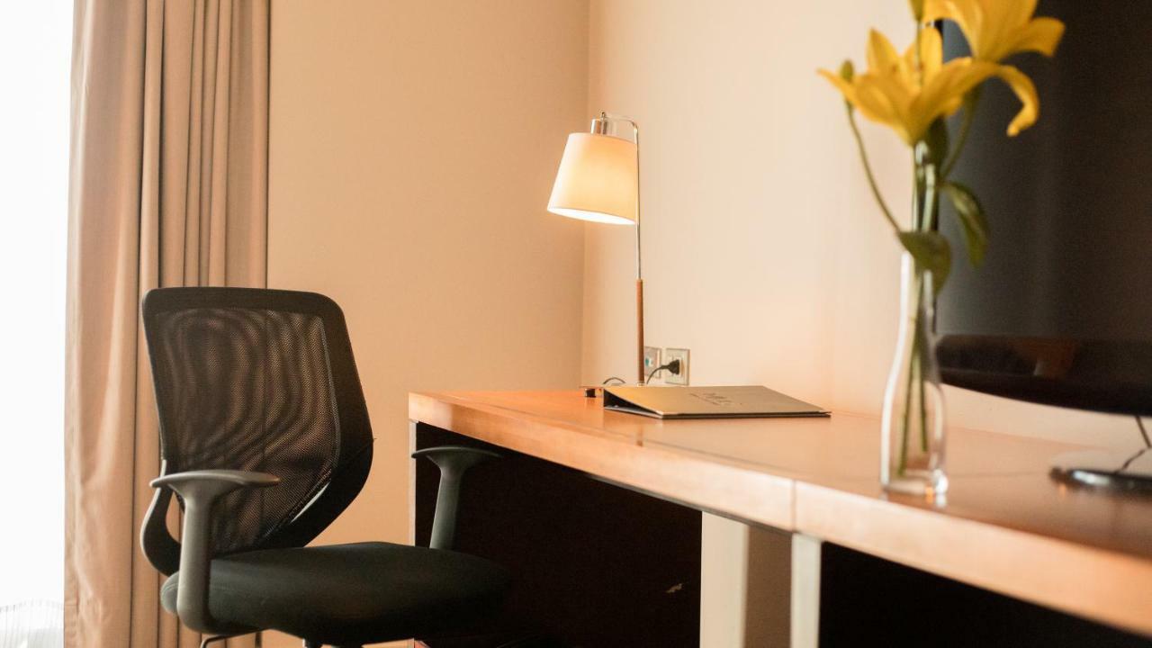 Mds Hotel Καλάμα Εξωτερικό φωτογραφία A typical office at the University of Westminster