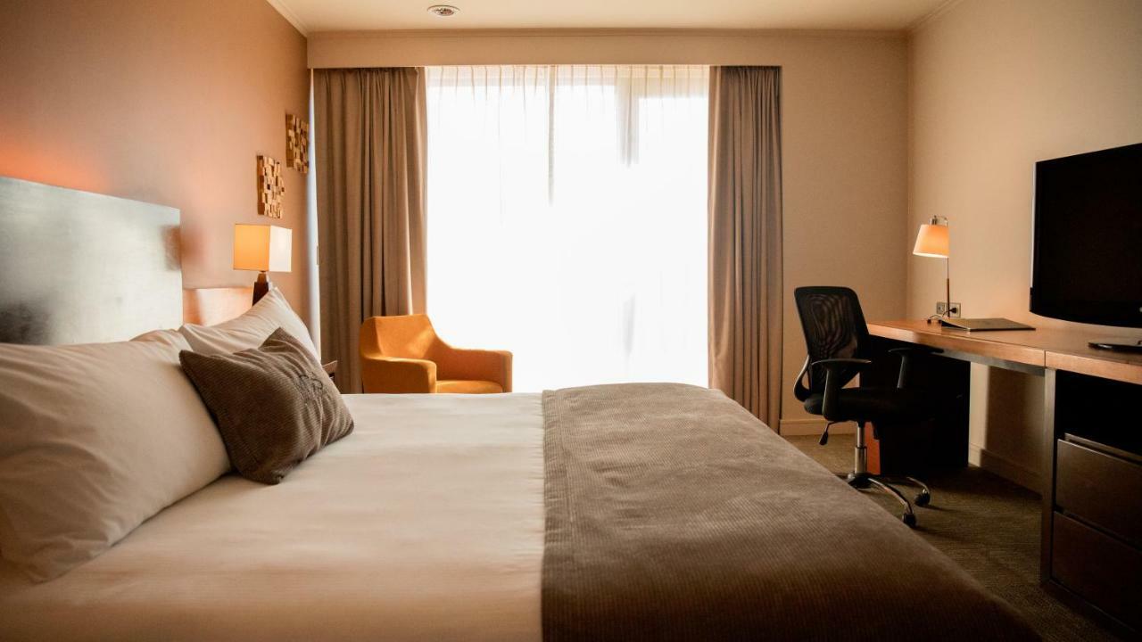 Mds Hotel Καλάμα Εξωτερικό φωτογραφία A room at the hotel