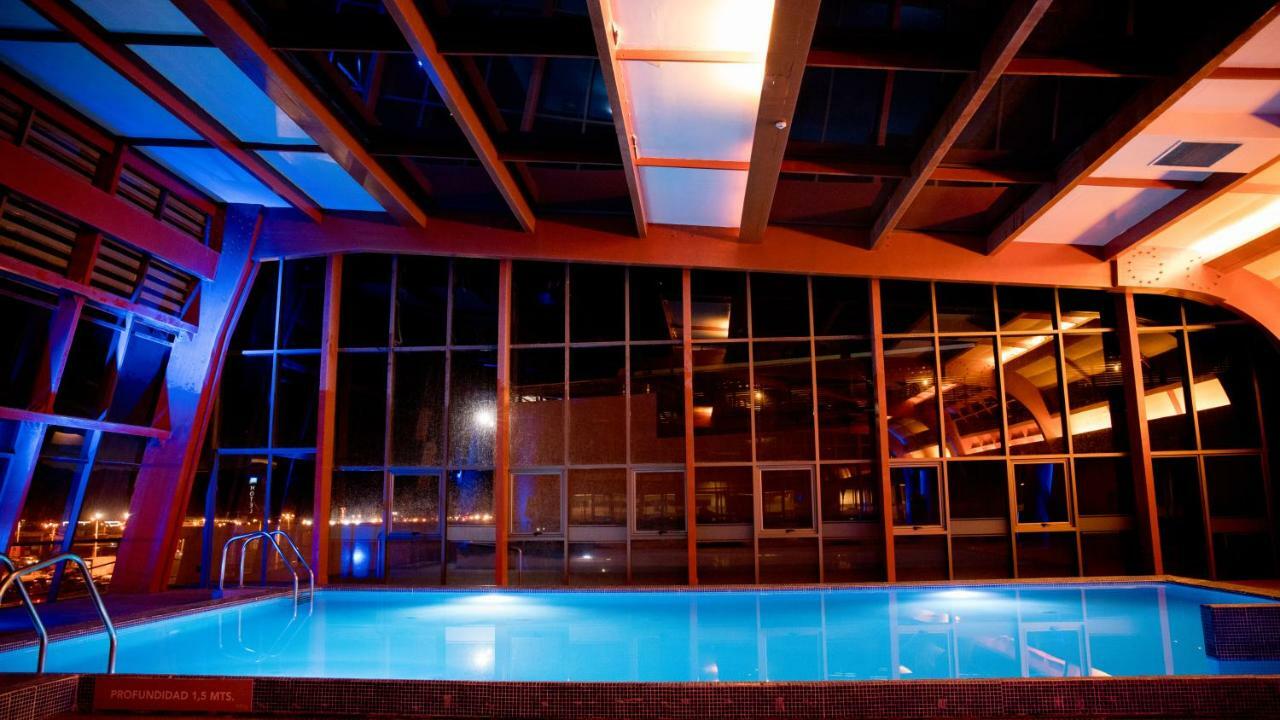 Mds Hotel Καλάμα Εξωτερικό φωτογραφία The pool at the hotel