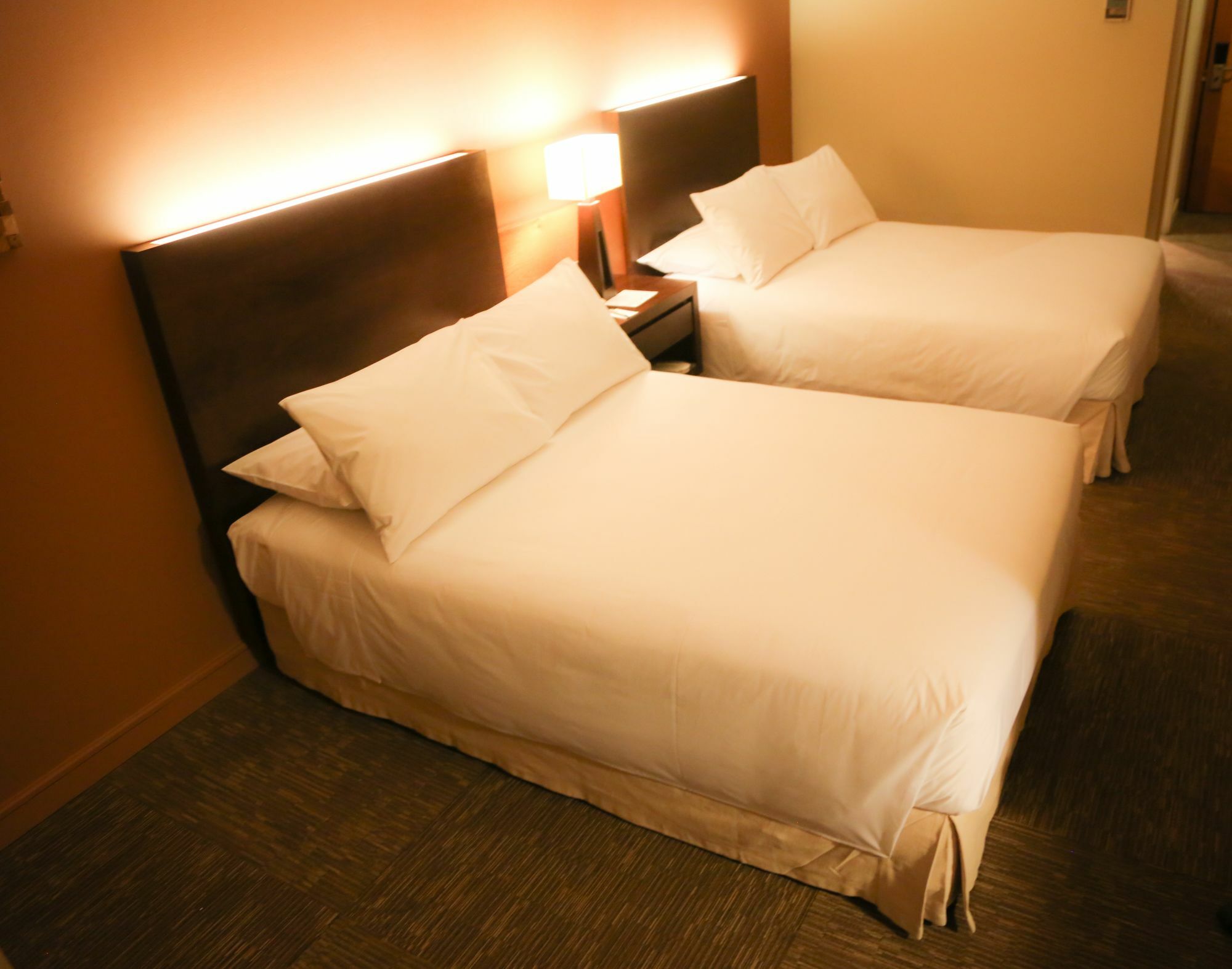 Mds Hotel Καλάμα Εξωτερικό φωτογραφία Two beds