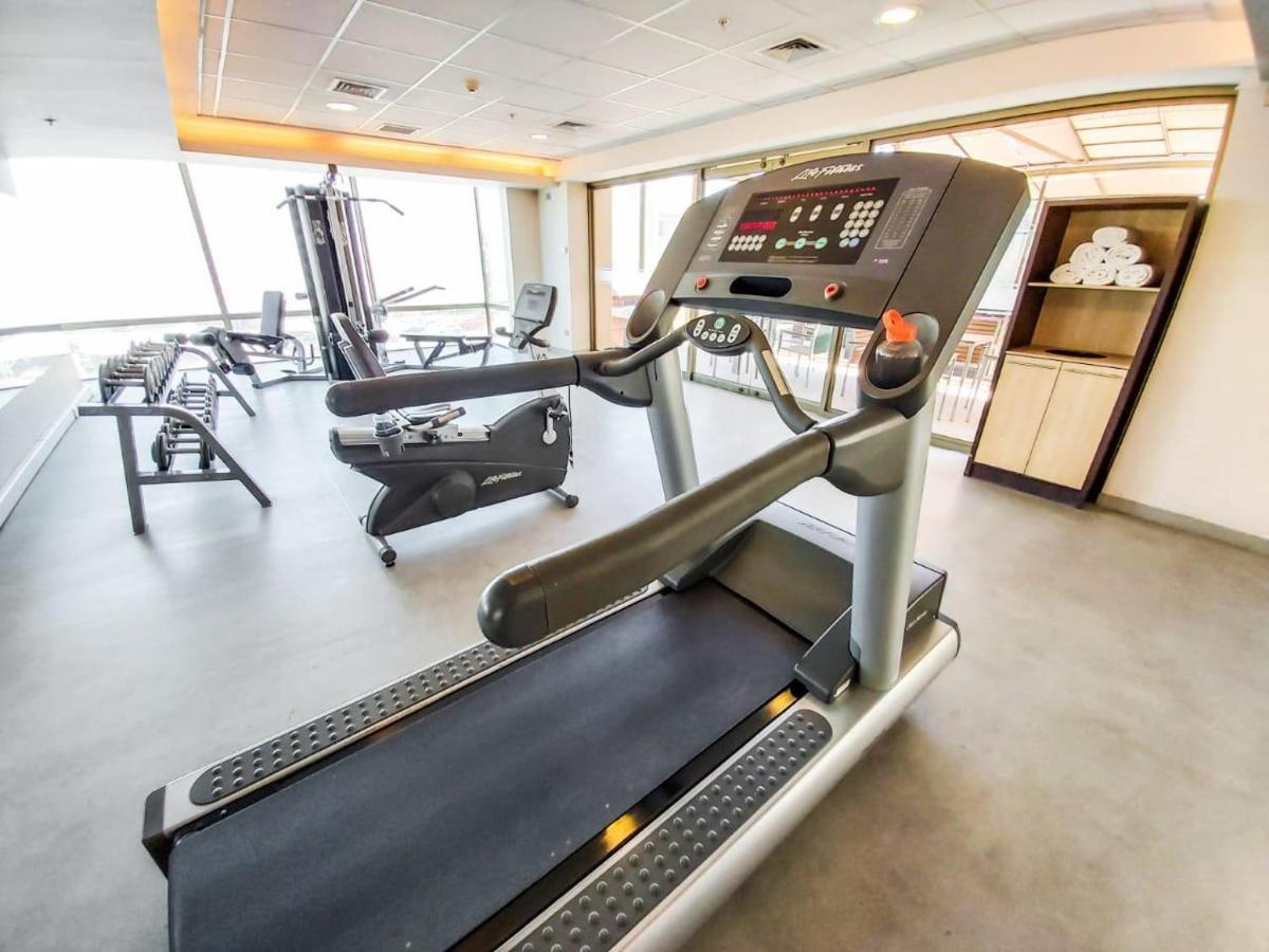 Mds Hotel Καλάμα Εξωτερικό φωτογραφία A treadmill